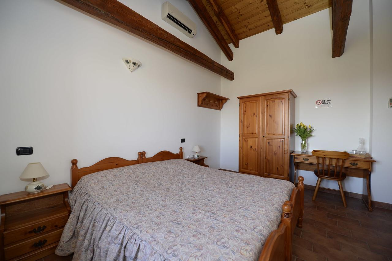 Agriturismo Le Oche Selvatiche Lauzacco Luaran gambar