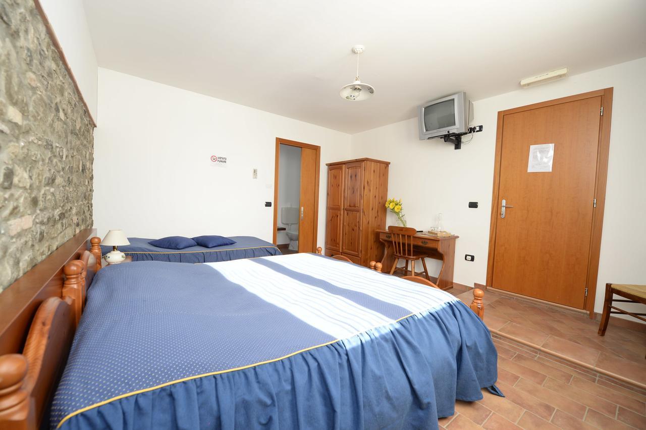 Agriturismo Le Oche Selvatiche Lauzacco Luaran gambar