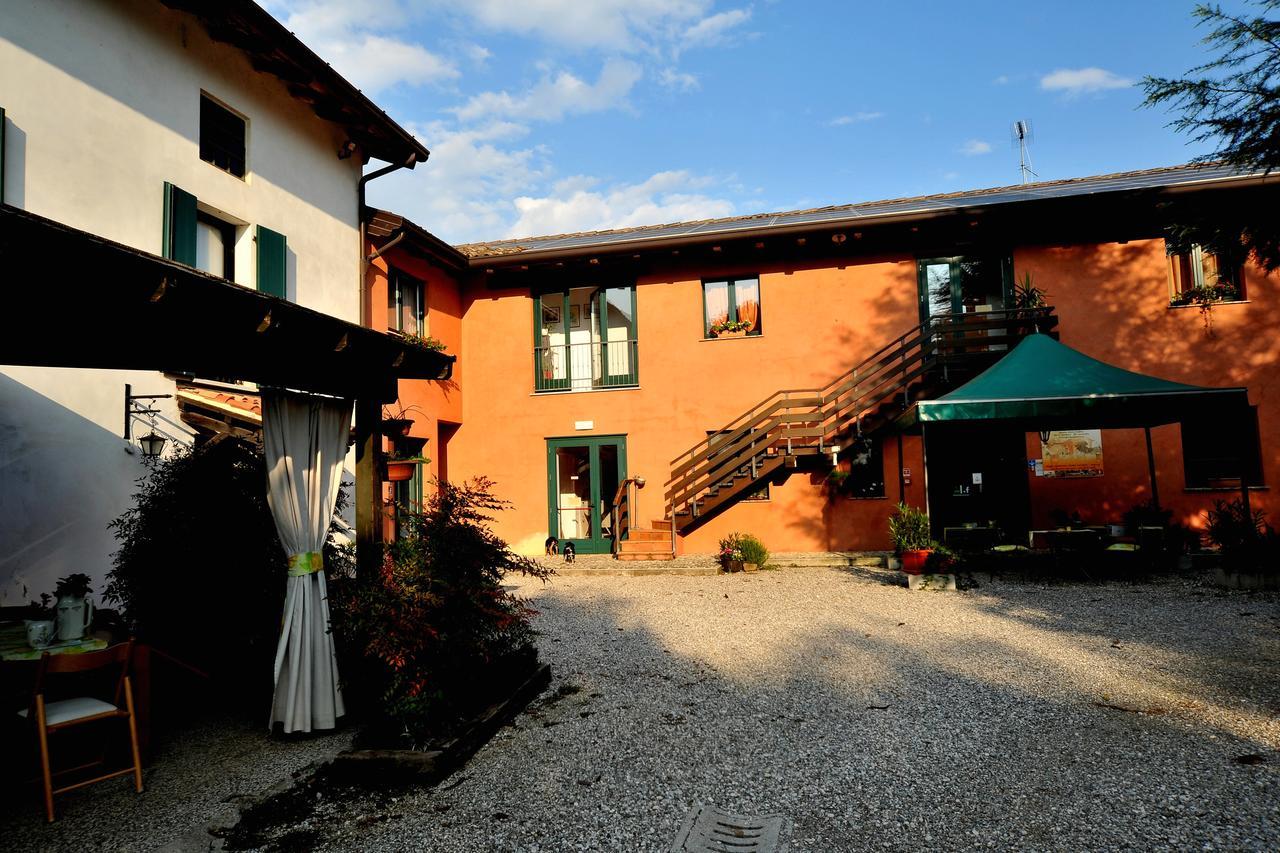Agriturismo Le Oche Selvatiche Lauzacco Luaran gambar