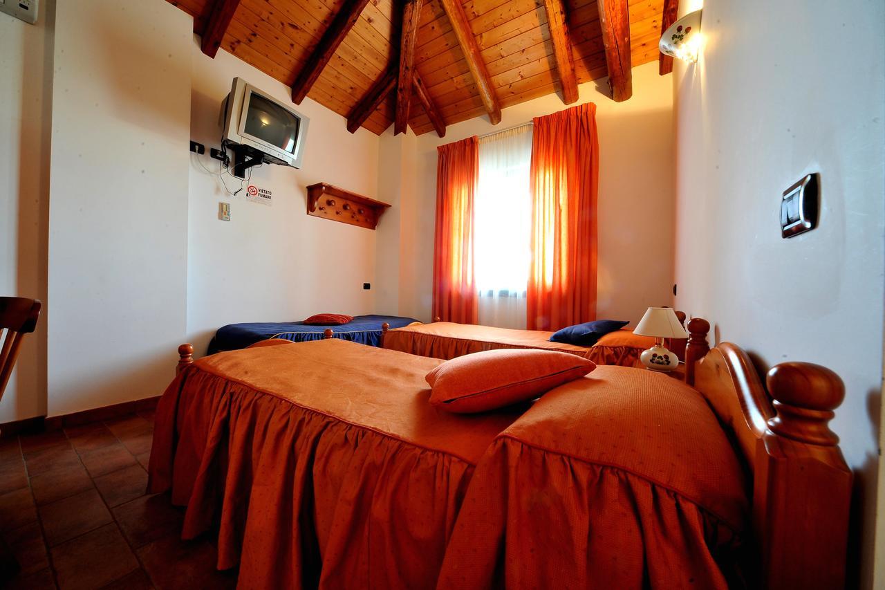 Agriturismo Le Oche Selvatiche Lauzacco Luaran gambar