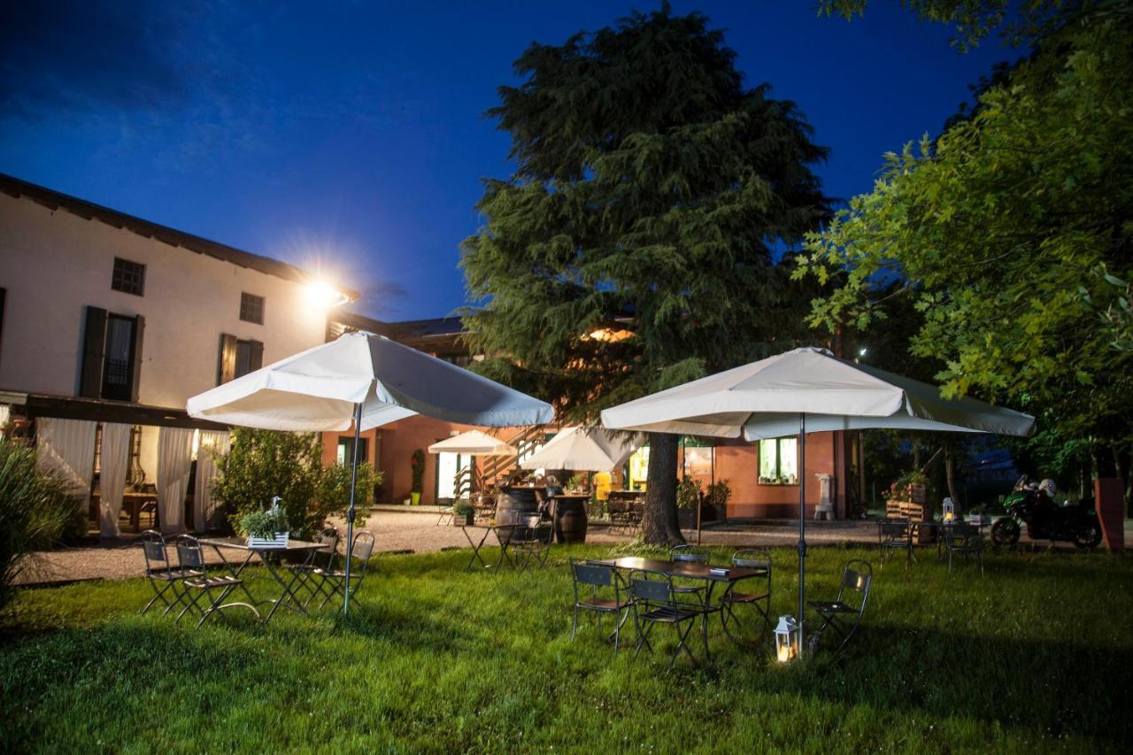 Agriturismo Le Oche Selvatiche Lauzacco Luaran gambar