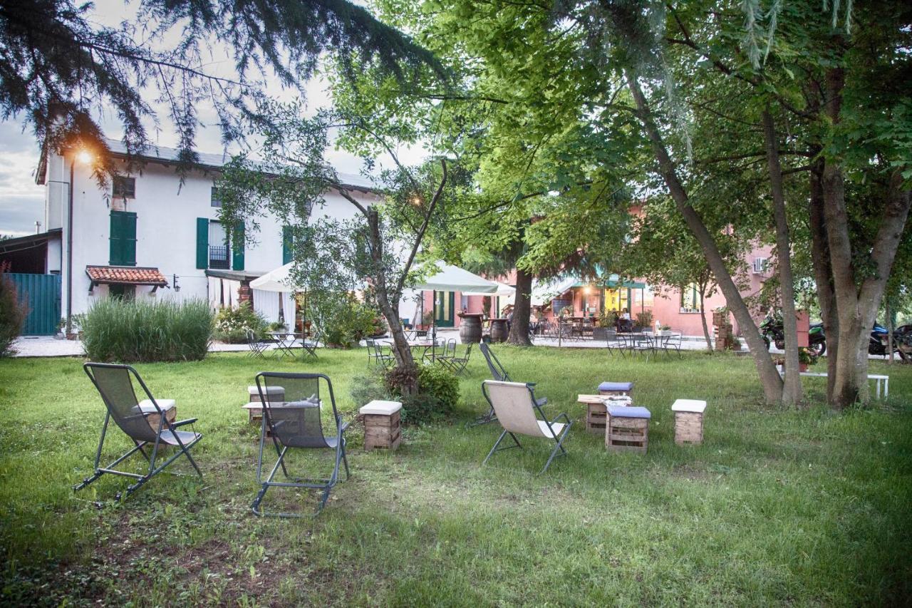 Agriturismo Le Oche Selvatiche Lauzacco Luaran gambar