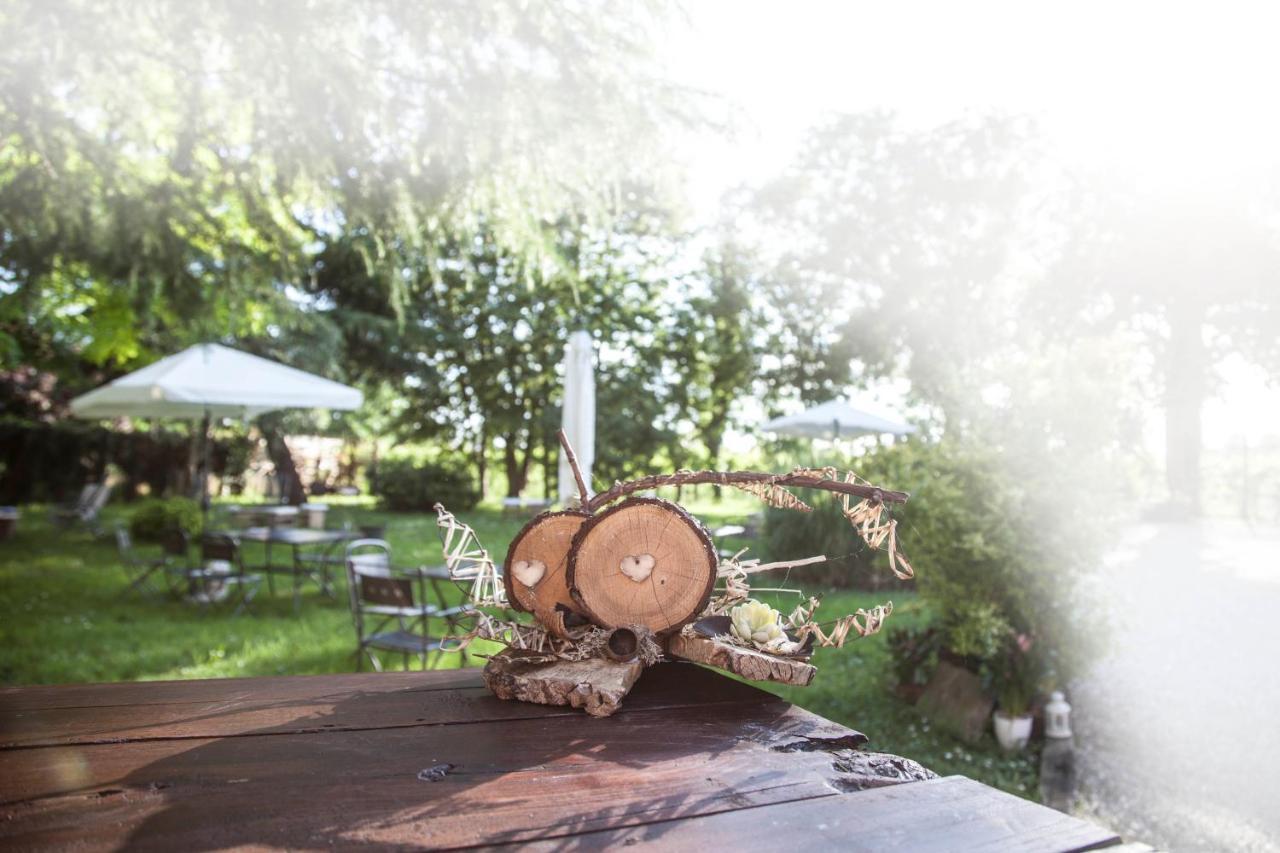 Agriturismo Le Oche Selvatiche Lauzacco Luaran gambar