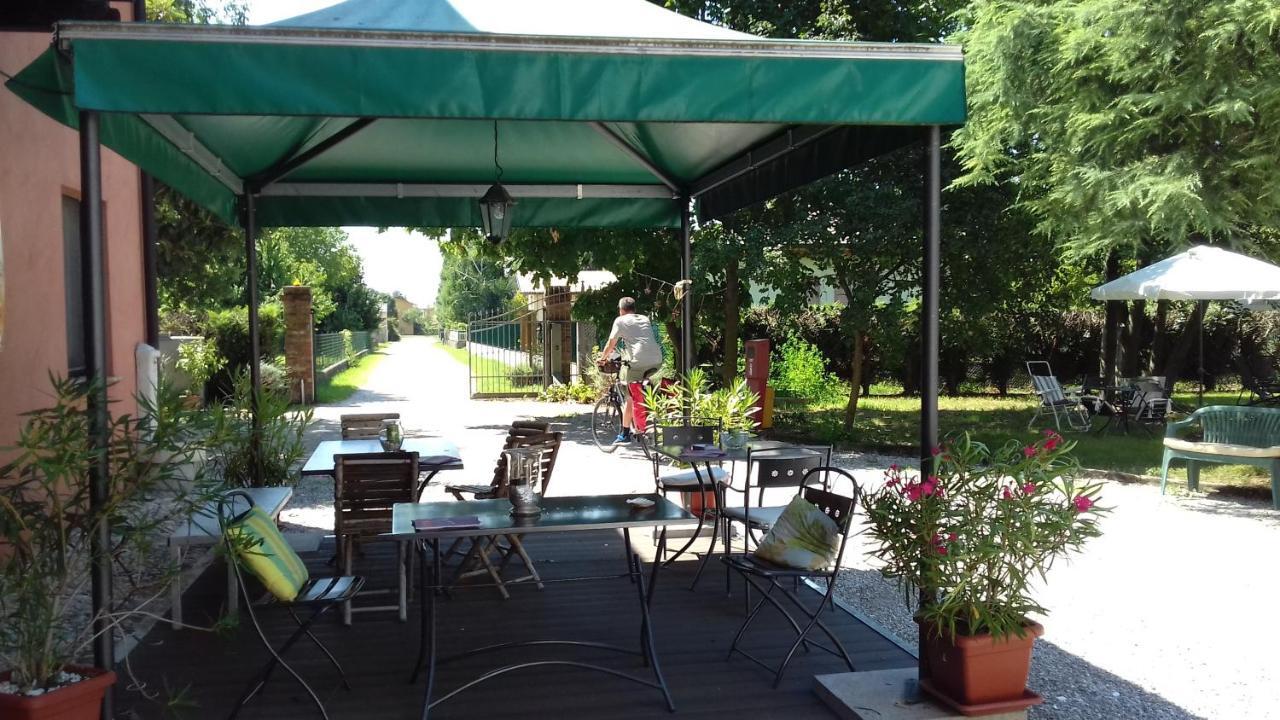 Agriturismo Le Oche Selvatiche Lauzacco Luaran gambar